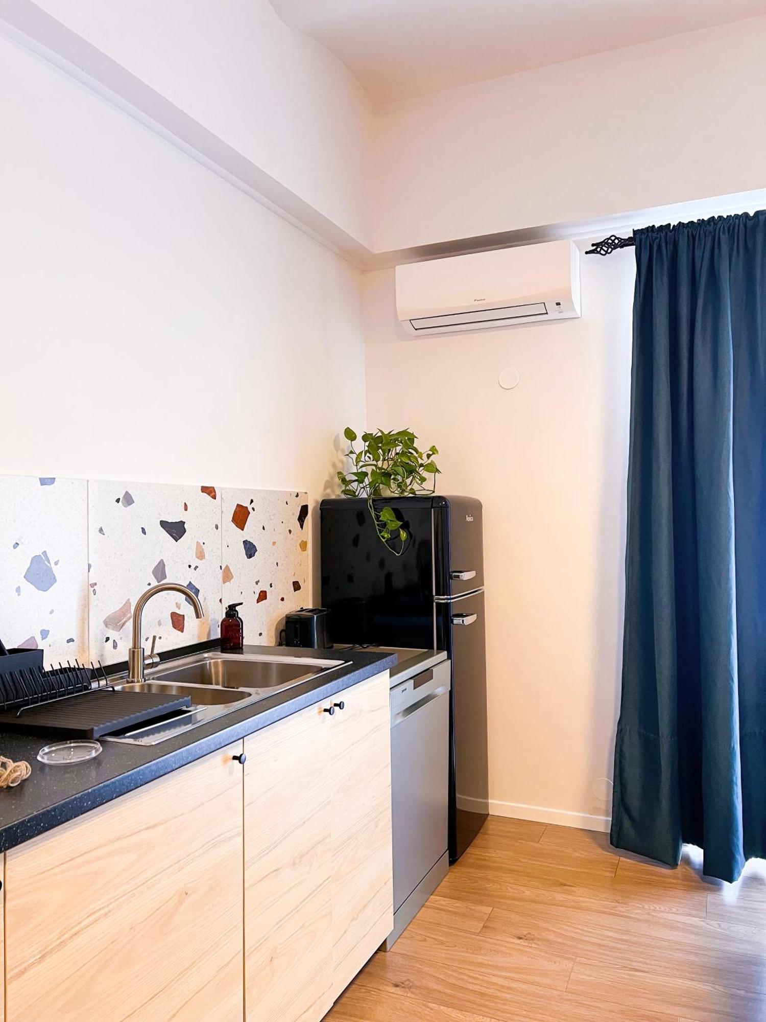 Aumetz Square Apartment 伊德里亚 外观 照片